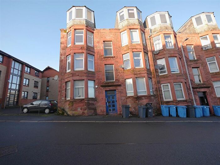 1 Bedroom Flat To Rent In Mount Pleasant Street, Greenock, PA15