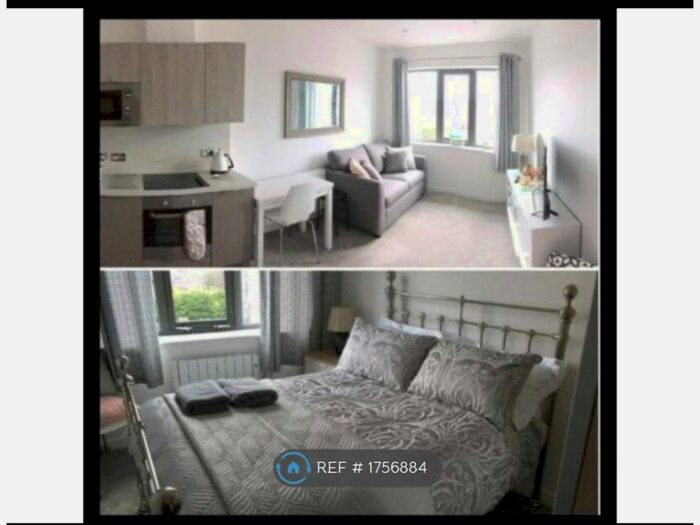 1 Bedroom Flat To Rent In Foss Place, York, YO31