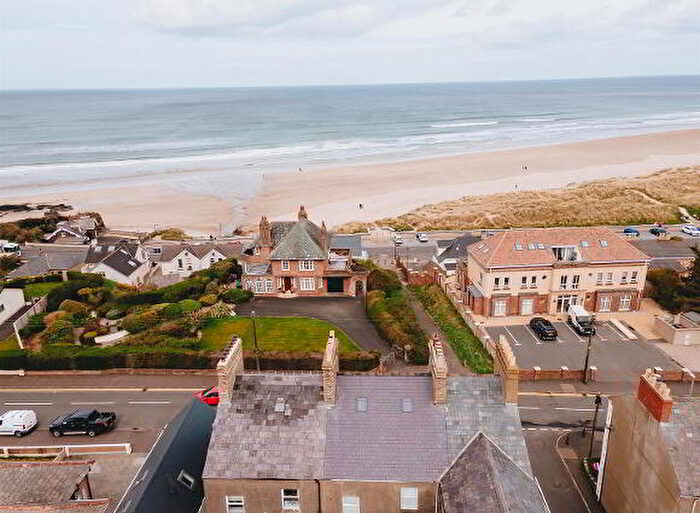 3 Bedroom Apartments For Sale In Apt D Penthouse, Clifton Terrace, Coleraine, BT51