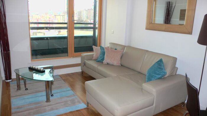 2 Bedroom Apartment To Rent In The Gateway West, East Street, Leeds City Centre, LS9