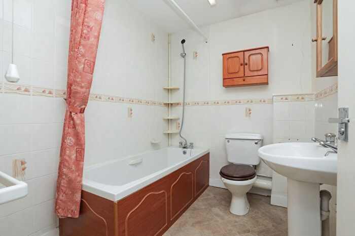 3 Bedroom Terraced House For Sale In Station Road, Westgate-On-Sea, CT8