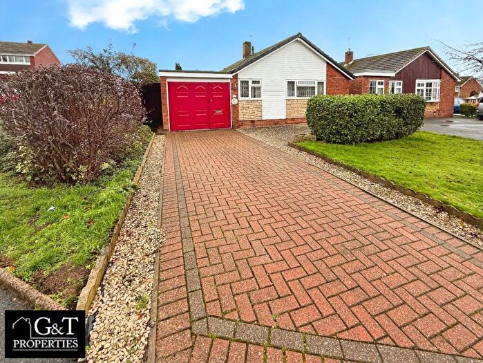 2 Bedroom Bungalow For Sale In Grosvenor Way, Brierley Hill, DY5