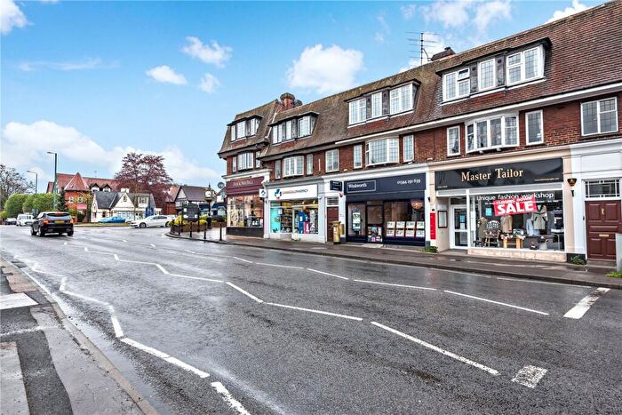 3 Bedroom Maisonette For Sale In London Road, Sunningdale, Ascot, Berkshire, SL5