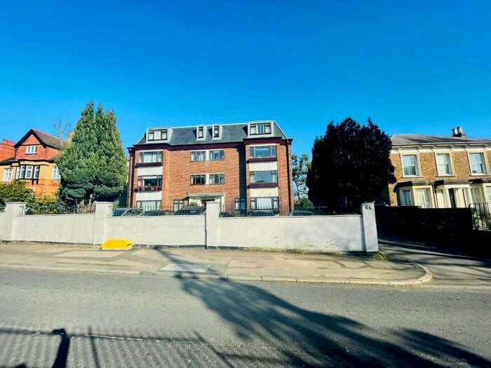 1 Bedroom Flat To Rent In Castlebar Road, London, W5