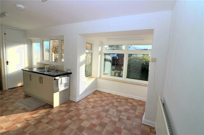 3 Bedroom Semi-Detached House To Rent In Snakes Lane, Southend-on-Sea, Essex, SS2