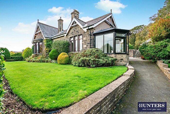 5 Bedroom Detached House For Sale In Green Lane, Glusburn Nr Skipton, BD20