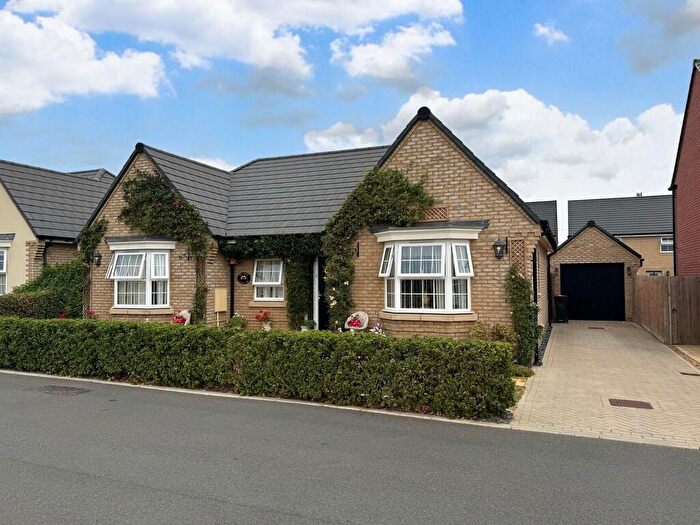 3 Bedroom Detached Bungalow For Sale In Burnham-on-Crouch, Essex, CM0