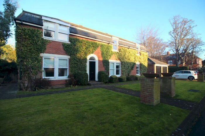 4 Bedroom Detached House To Rent In Jesmond Park Mews, Jesmond, Newcastle Upon Tyne, NE7