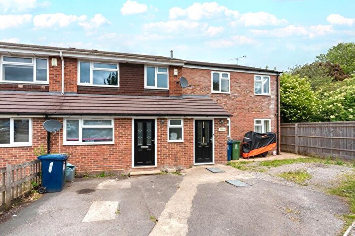 2 Bedroom Flat To Rent In Downside End, Headington, OX3