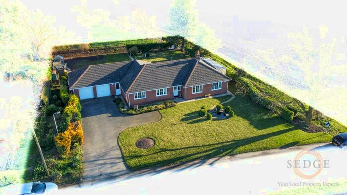 3 Bedroom Detached Bungalow For Sale In Broadgate, Weston Hills, Spalding, PE12