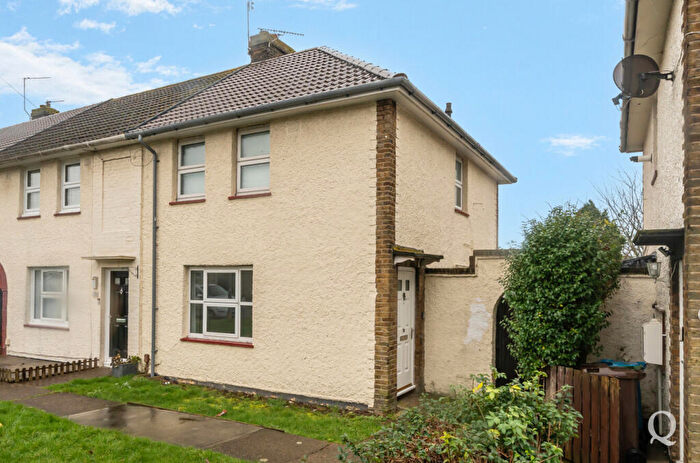 4 Bedroom End Of Terrace House To Rent In Coldharbour Lane, Kemsley, Sittingbourne, Kent, ME10