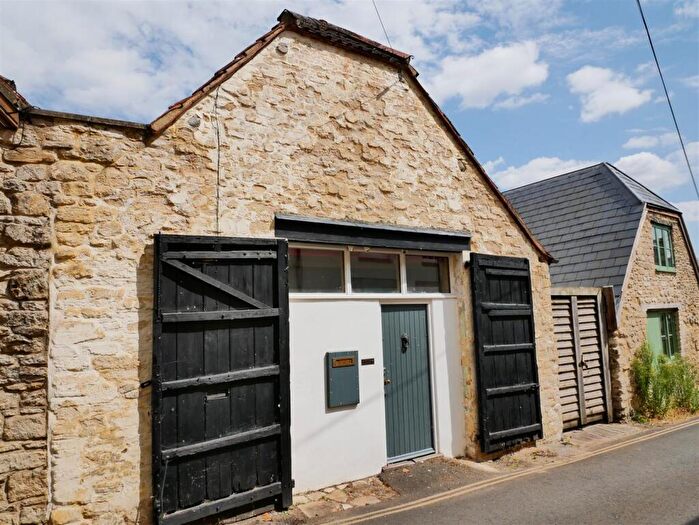 2 Bedroom Semi-Detached House For Sale In Castle Street, Calne, SN11
