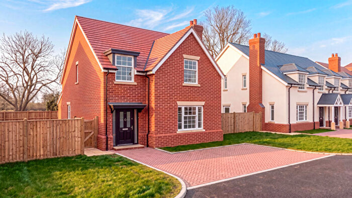 4 Bedroom Detached House For Sale In Winters Lane, Walkern, Hertfordshire, SG2