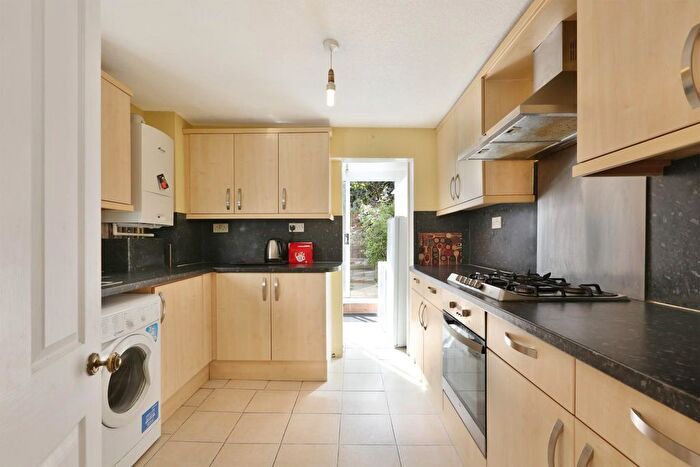 3 Bedroom Property For Sale In Rectory Lane, London, SW17
