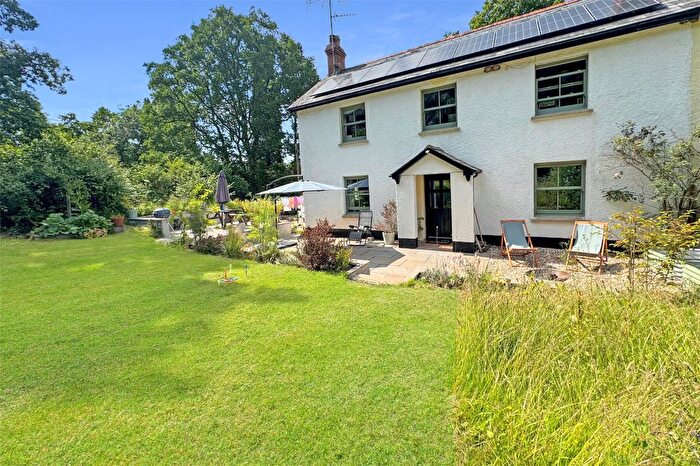 4 Bedroom Semi-Detached House For Sale In Hemyock, Cullompton, Devon, EX15