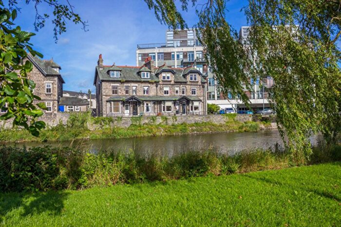 2 Bedroom Flat To Rent In A Lambrigg Terrace, Kendal, LA9