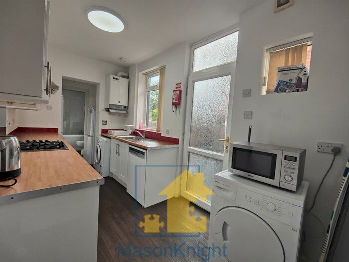 5 Bedroom Terraced House To Rent In Flexible Statrt Date Student Property - Manilla RoadSelly Oak, Birmingham, B29