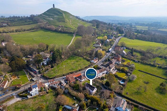 4 Bedroom Detached House For Sale In Cinnamon Lane, Glastonbury, BA6