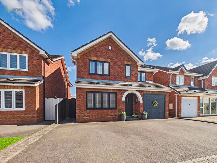 4 Bedroom Detached House For Sale In Mansfield Close, Tamworth, B79