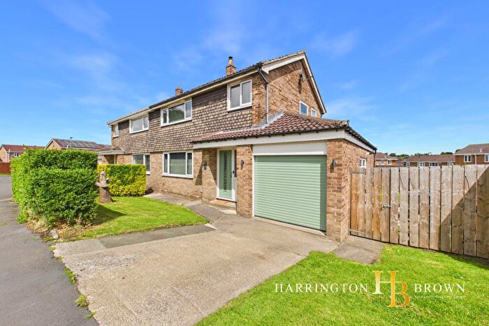 3 Bedroom Semi-Detached House For Sale In Rydal Mews, Consett, DH8