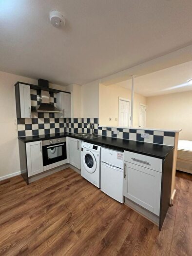 Studio To Rent In Flat, - Cardigan Street, Luton, LU1