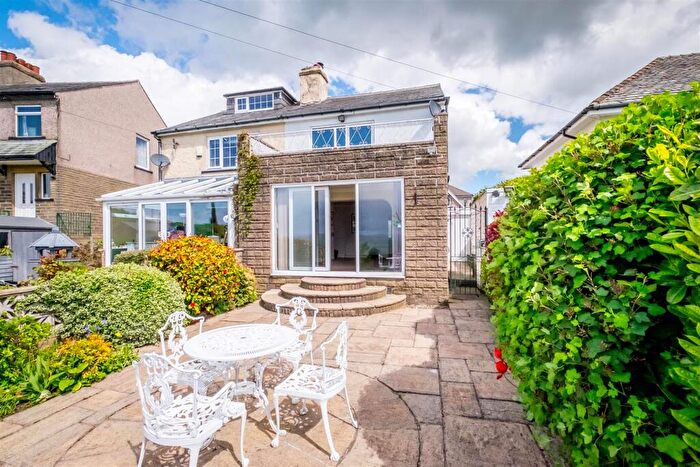 2 Bedroom Semi Detached House For Sale In Roils Head Road, Norton Tower, HX2