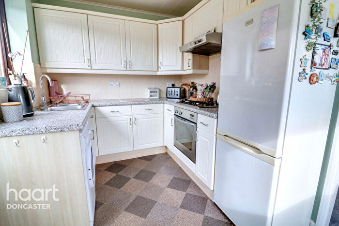 2 Bedroom Bungalow For Sale In Coniston Road, Askern, Doncaster, DN6