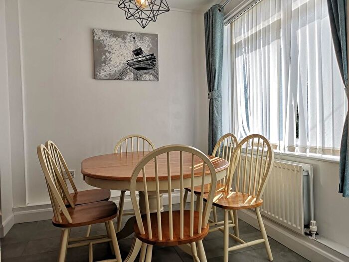 4 Bedroom Flat To Rent In Wretham Place, City Centre, Newcastle Upon Tyne, NE2