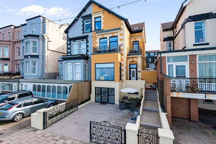 6 Bedroom Semi-Detached House For Sale In Large Seafront Property, Promenade, Blackpool, FY1