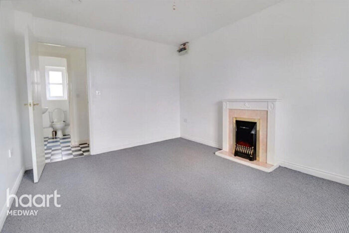 2 Bedroom Apartment To Rent In Island Way East, Chatham, ME4