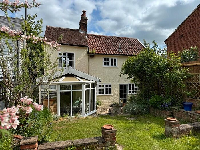 2 Bedroom Detached House For Sale In Cromwell Lane, Maldon, CM9