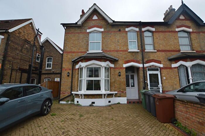 1 Bedroom Flat To Rent In Prospect Hill, E17
