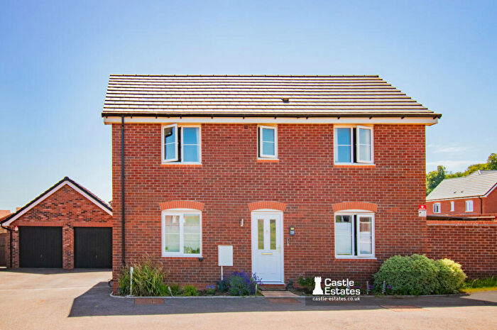3 Bedroom Detached House For Sale In Rose Way, Edwalton, NG12