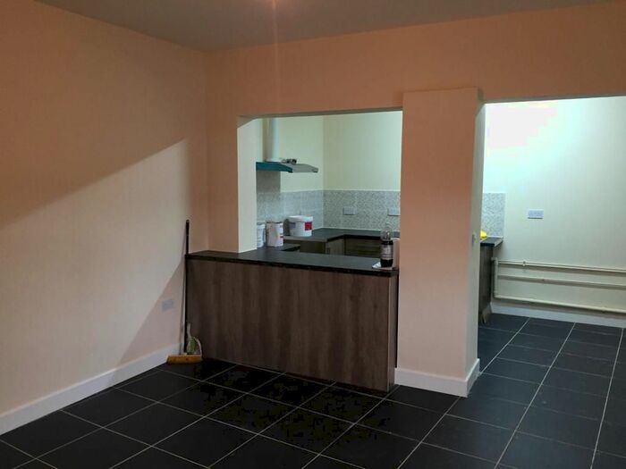 1 Bedroom Flat To Rent In Crocketts Road, Handsworth, B21