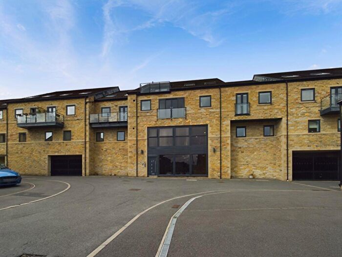 3 Bedroom Flat To Rent In Clitheroe Street Works, Skipton, BD23