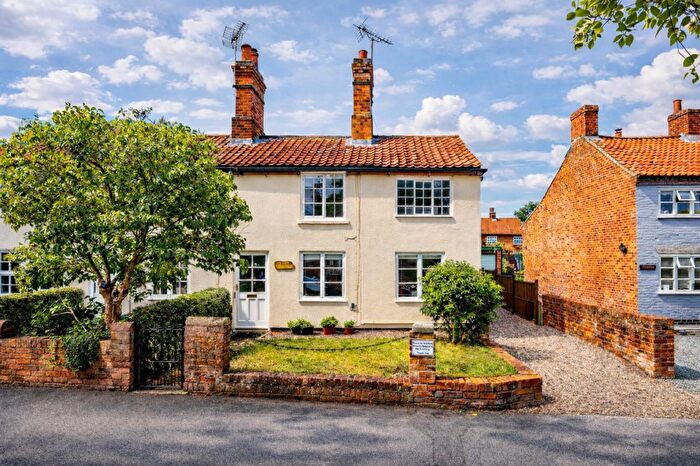 3 Bedroom Semi-Detached House For Sale In Chapel Lane, Farnsfield, NG22