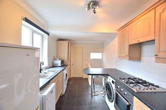 3 Bedroom Flat To Rent In Westminster Street, Gateshead, NE8
