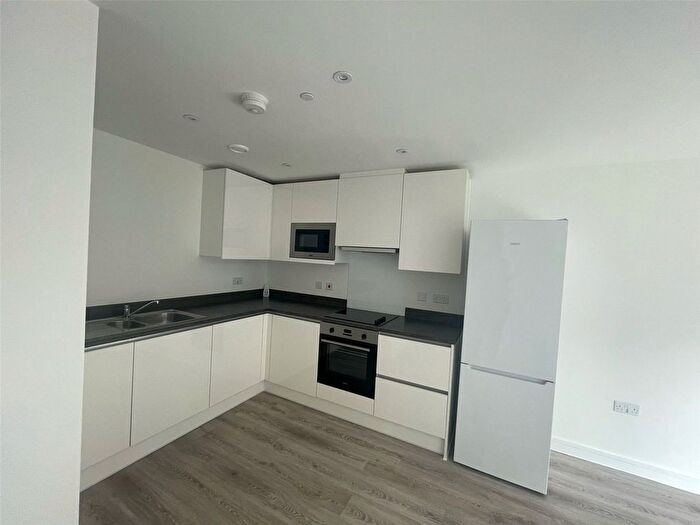 1 Bedroom Flat To Rent In Darwin House, Sylvester Close, Derby, Derbyshire, DE1