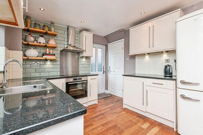 3 Bedroom Detached House For Sale In Cambrian Bar, Low Moor, Bradford, BD12