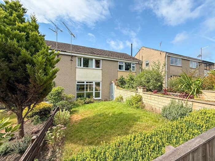 3 Bedroom Terraced House For Sale In Holmfirth Road, New Mill, Holmfirth, HD9