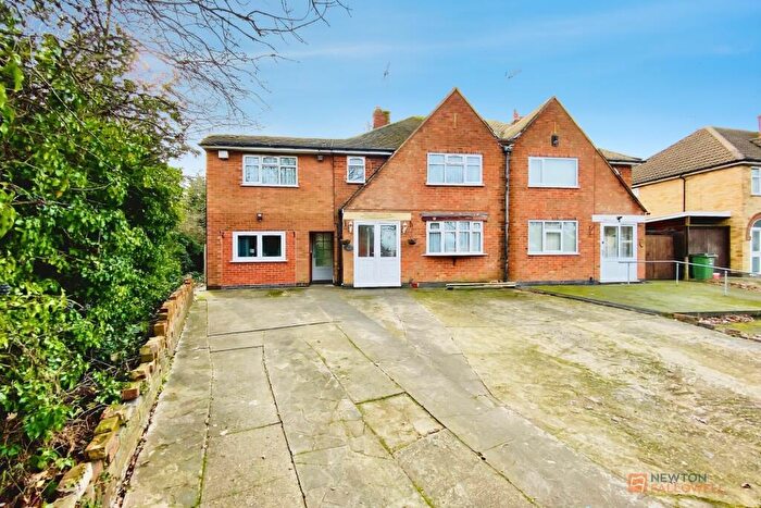 5 Bedroom Semi Detached House For Sale In Kingsway, Braunstone Town, LE3