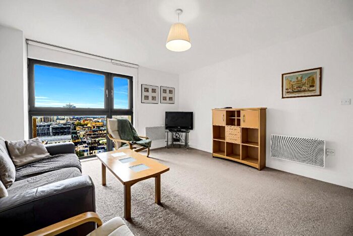 2 Bedroom Apartment To Rent In Churchill Way, Cardiff(City), CF10