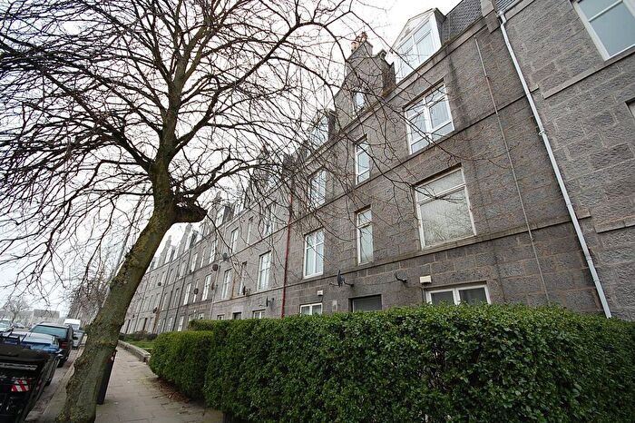 1 Bedroom Flat To Rent In Walker Road, City Centre, Aberdeen, AB11
