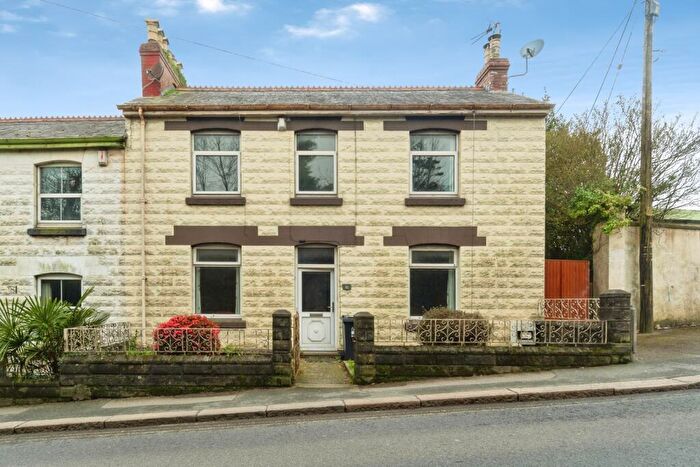 3 Bedroom End Of Terrace House For Sale In South Street, St. Austell, Cornwall, PL25