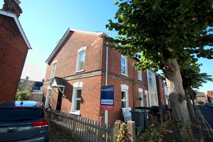 3 Bedroom End Of Terrace House To Rent In Danvers Road, Tonbridge TN9