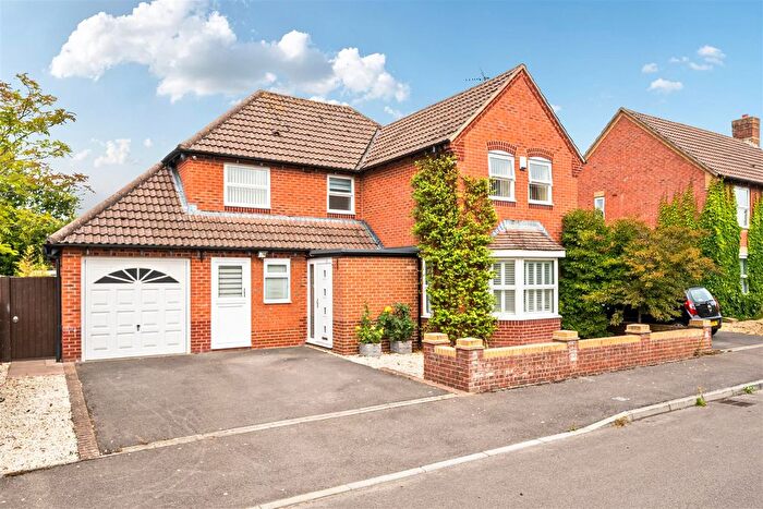4 Bedroom Detached House For Sale In Ferguson Road, Devizes, SN10