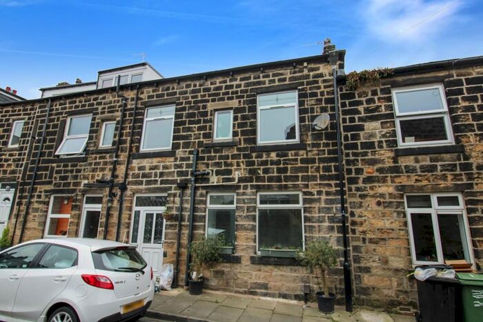 2 Bedroom Terraced House To Rent In Sun Street, Yeadon, Leeds, LS19