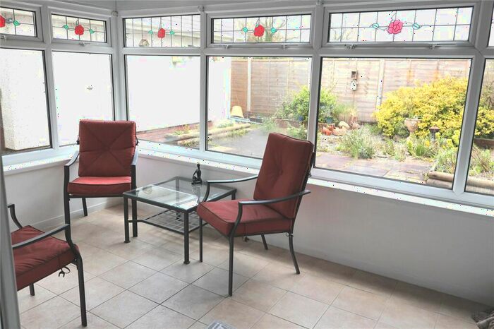 3 Bedroom Bungalow For Sale In Lon Llwyd, Glanamman, Ammanford, Carmarthenshire, SA18