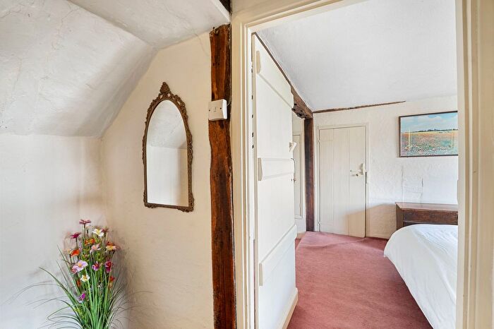 2 Bedroom Semi-detached House For Sale In Headcorn Road, Biddenden, TN27