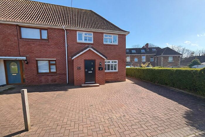 3 Bedroom End Terrace House For Sale In South Avenue, Portishead, BS20